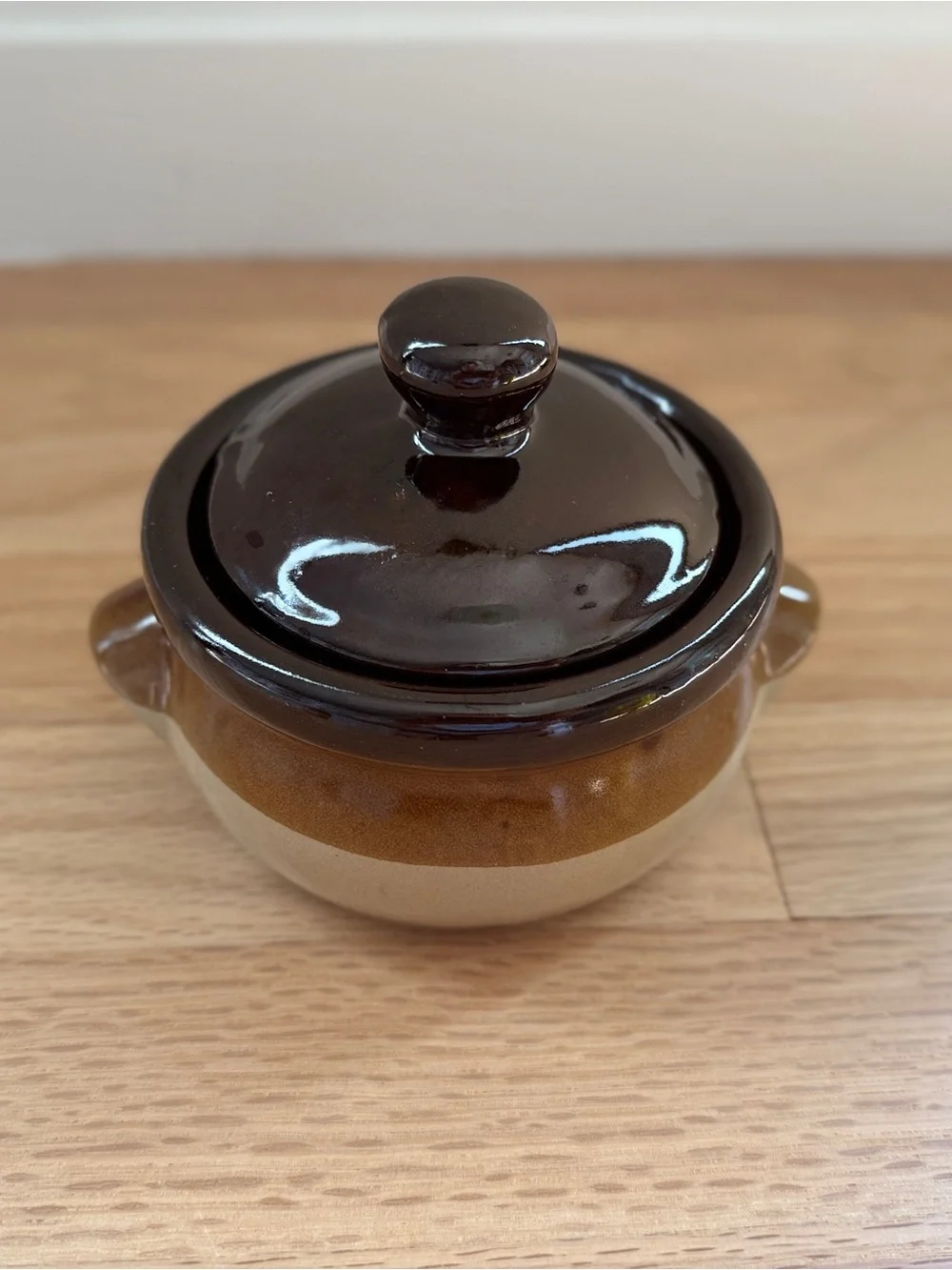 Vintage Two-Tone Stoneware Mini Bean Pot with Lid | 1.5 Cup (12 oz) Crock